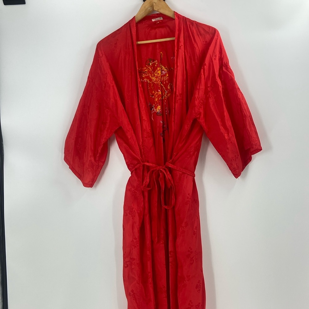 Red embroidered satiny kimono drape front duster robe